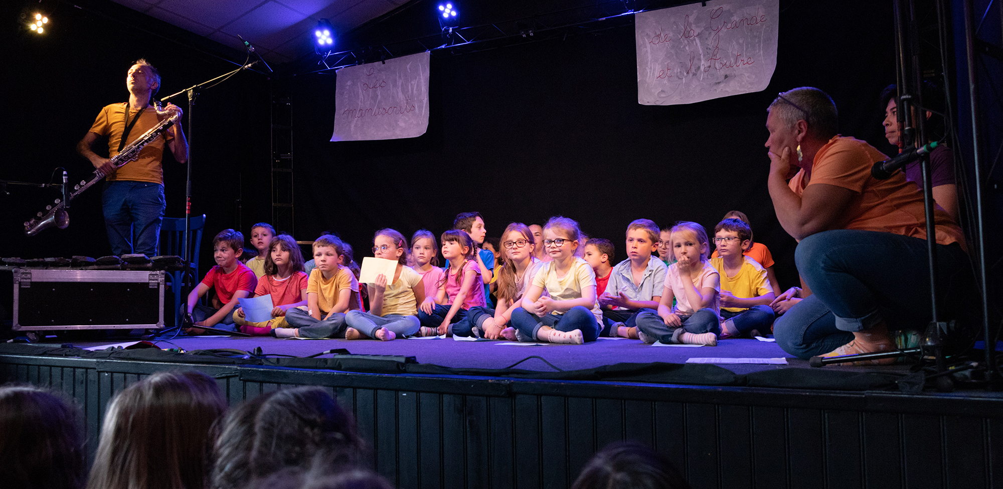 Spectacle