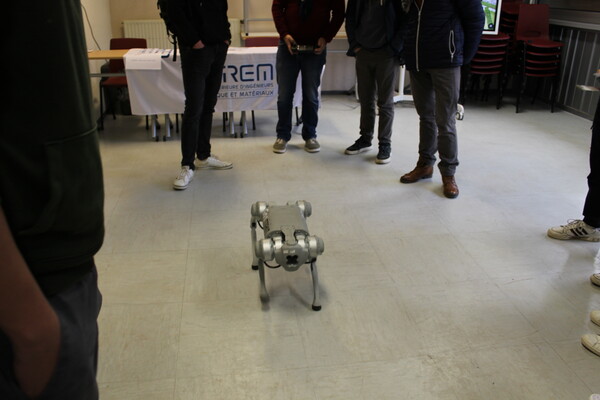 Atelier robot chien