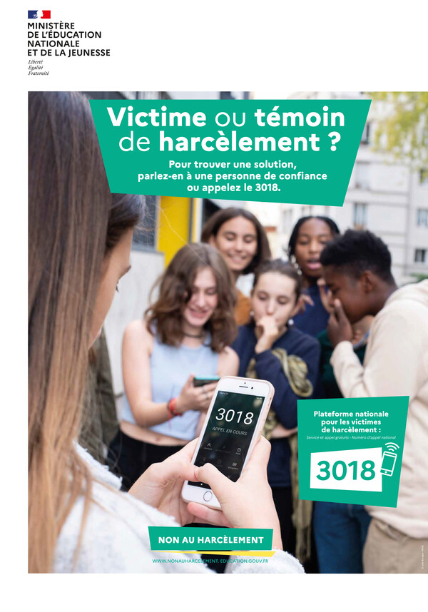 Affiche contre le harcèlement